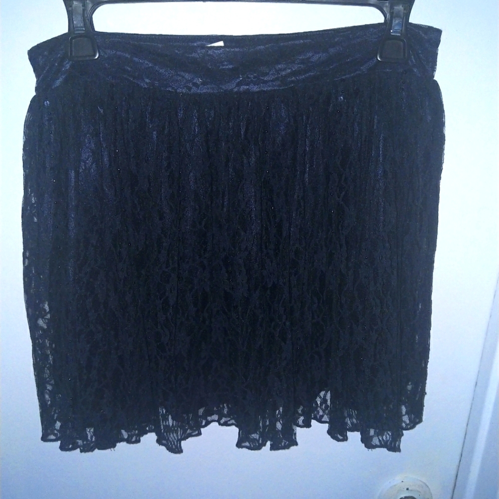 Lace Mini Skirt